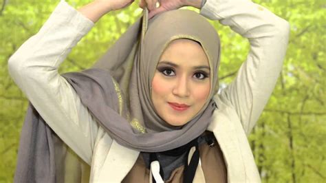 Tutorial Hijab Bersama Sariayu Dan Annisa Youtube