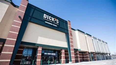 Dicks Sporting Goods Hiring Workers For New Massapequa Store Newsday