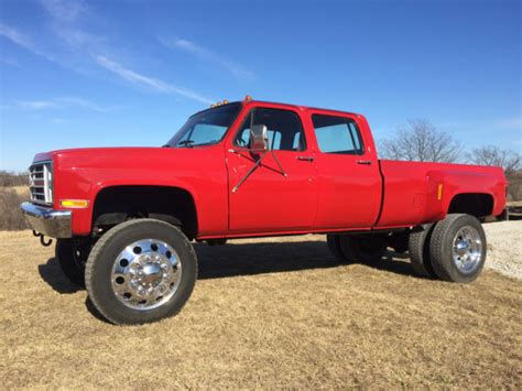 1986 Chevy K30 Crew Cab Dually Lifted