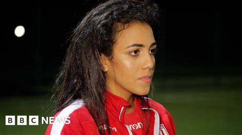 100 Women Egypts First Female Footballer In The Premier League Bbc News