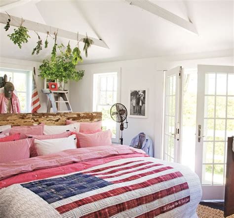 Fresh Bedroom Ideas For Spring 2013 Homemydesign