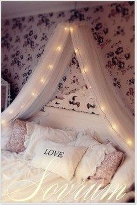 40 Beautiful Romantic Bedroom Lighting Ideas Hmdcrtn