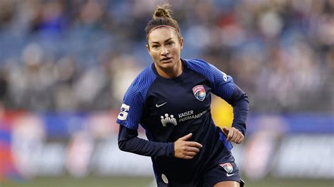 Why Arsenal Re Signed Veteran Jodie Taylor On A Short Term Contract