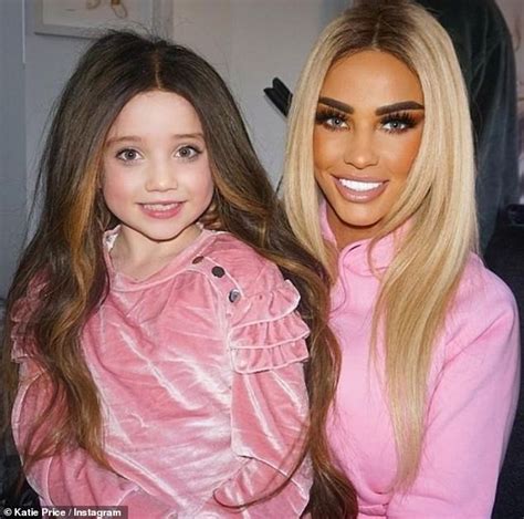Katie Price Shares Adorable Snap Of Daughter Bunny 6 In A Brunette Wig Daily Mail Online