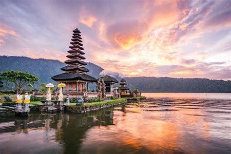 Bali Indonesia Leahs Long List