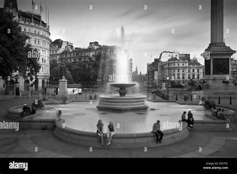 Trafalgar Square London England Stock Photo Alamy