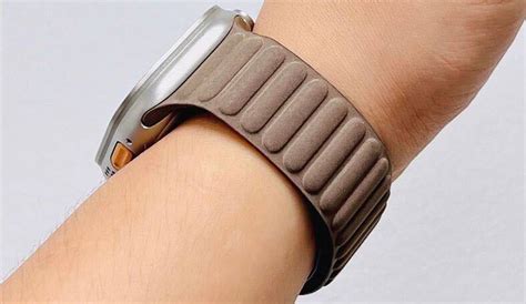 Heres Our First Look At Apples New Finewoven Apple Watch Bands