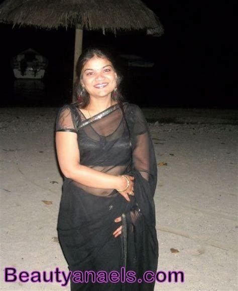 Dark Knight Us Desi Kerala Aunties Hot Saree Stills
