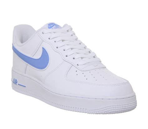 Das zeitlose design, der klassischen weißen nike air force 1 '07 schuhe. Nike Nike Air Force One Trainers White Uni Blue - Sneaker ...