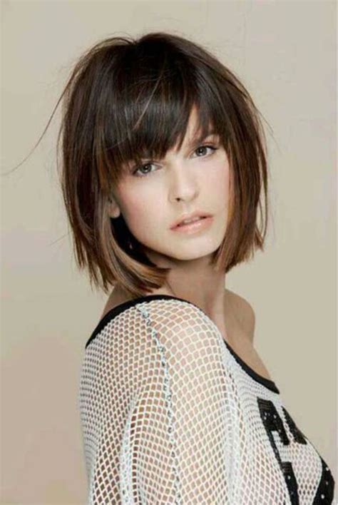 Carré avec frange en 2020 | Coupe cheveux carré court ...