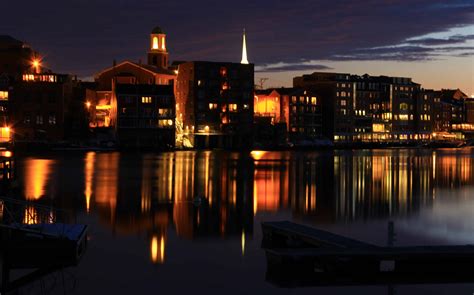 © Photo: Portsmouth Harbor at Night | PortsmouthNH.com