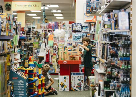 Lost in time toy store. Why neighborhood toy stores are thriving while Toys R Us ...