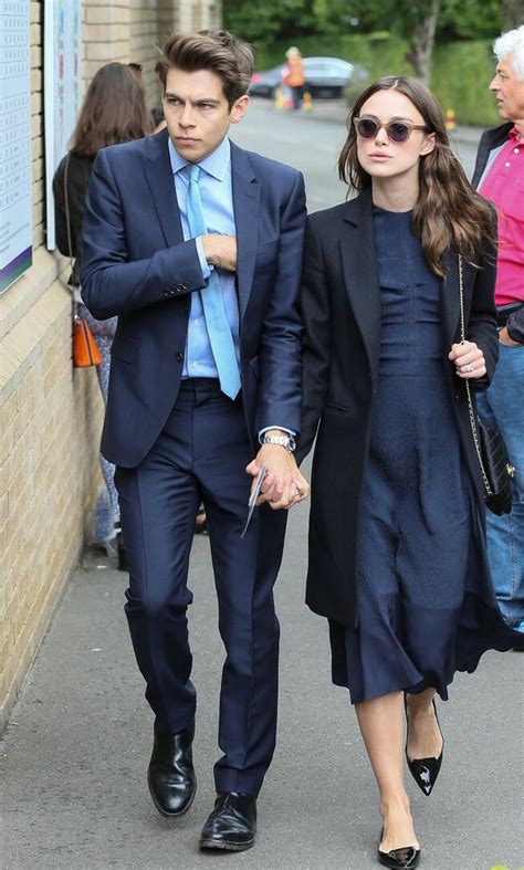Pin By Nynke On Deux Par Deux Keira Knightley Husband James Righton