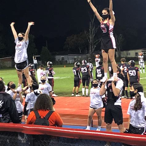 Our CHS cheerleaders are... - Colonial High School-OCPS