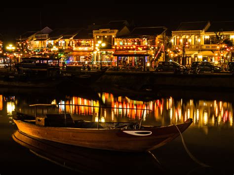 Twinkle Hoi An Town At Night Bestprice Travel