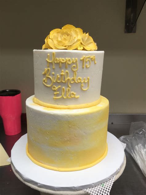 Yellow Birthday Cake Yellow Birthday Cakes 16 Birthday Cake