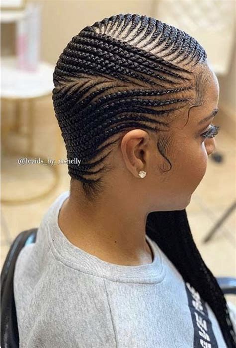 With lovely braids like these, which are done in a beautiful heart pattern along with an abundance of pink small and big beads make up for such a. Pin by 𝑃𝑜𝑜𝑜ℎ🧸💕 on BRAID$ (With images) | Lemonade braids ...