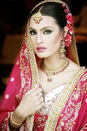 Latest Pakistani Bridal Jewellery Designs For Wedding