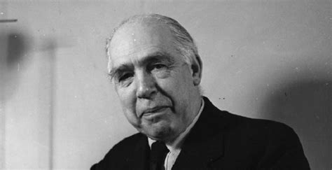 Niels Bohr Bio Early Life Career Net Worth And Salary