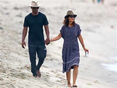It has been many years of him stepping out with other women, the source said. Katie Holmes e Jamie Foxx: allo scoperto dopo 4 anni ...