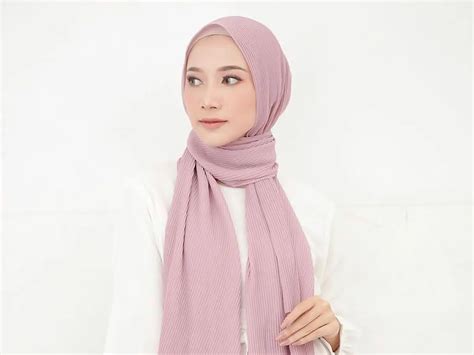 9 Tutorial Hijab Pashmina Wajah Bulat Mudah Untuk Sehari Hari
