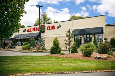 There's one thing every pet owner has in common: All Pets Club - Branford, CT - Pet Supplies