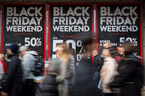 What Stores Open At 5am On Black Friday - Black Friday opening hours 2019 – here’s how long stores will stay open