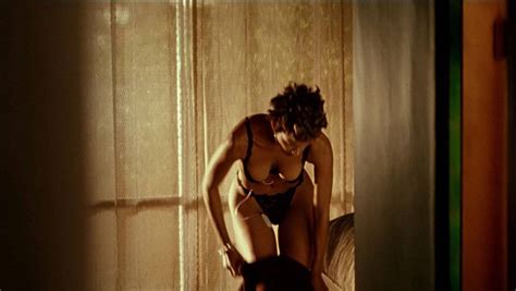 Naked Halle Berry In Swordfish