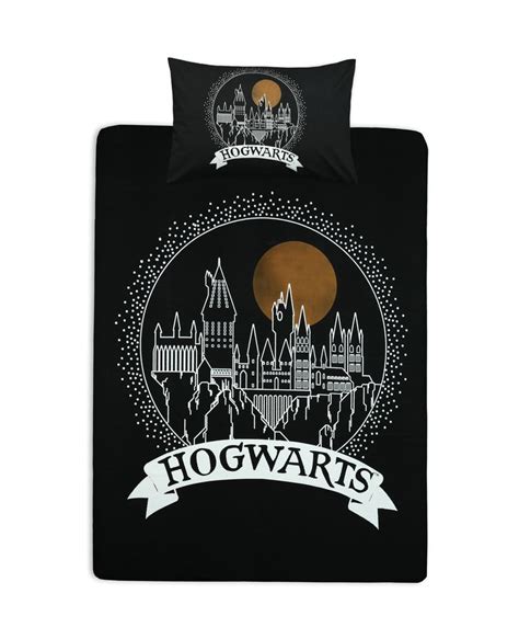 There is a ton of new harry potter merchandise at the wizarding world of harry potter. Harry Potter merchandise - Primark Harry Potter homeware range