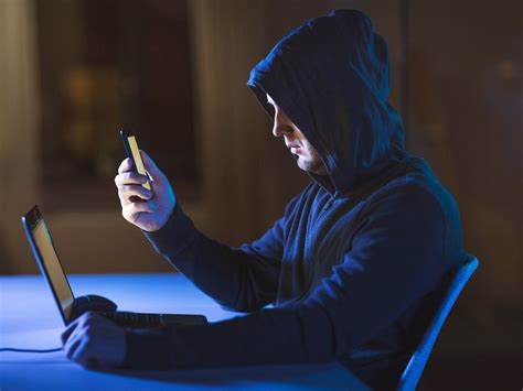 App In Abbonamento Usata Dai Criminali Per Chattare Il Costo 800 Euro