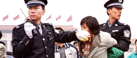 天安門 法輪功 劉曉波은 대륙에서는 잘 안 쓰는 번체자이며, 간체자로는 天安门 法轮功 刘晓波이다. 1億人への暴虐な弾圧 - 法輪大法情報センター