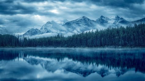 Cloudy Mountains Reflection Wallpaper Backiee