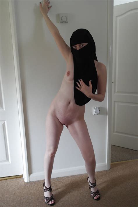 ホットガールズ戦利品selfie naked 裸の女の子裸の写真