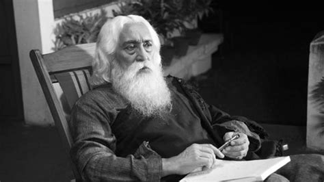 Author of 500 songs of rabindranath tagore, swarabitan 2, gitanjali (song offerings), gitanjali rabindranath tagore. Rabindranath Tagore : Childhood | Early Life | Awards | Death