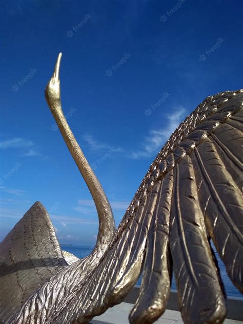 Premium Photo Stork Pelican Statue At Centre Point Makassar South