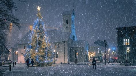 Christmas In Iceland Celebrating Light In The Darkness