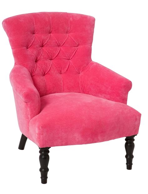 Considering a lounge chair or chaise longue for your living room? bright pink velvety chair | PINK | Pinterest