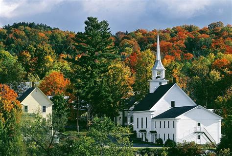 Vermont Tag Church Stowe Vermont Autumn Tower Colors Vermont Spring