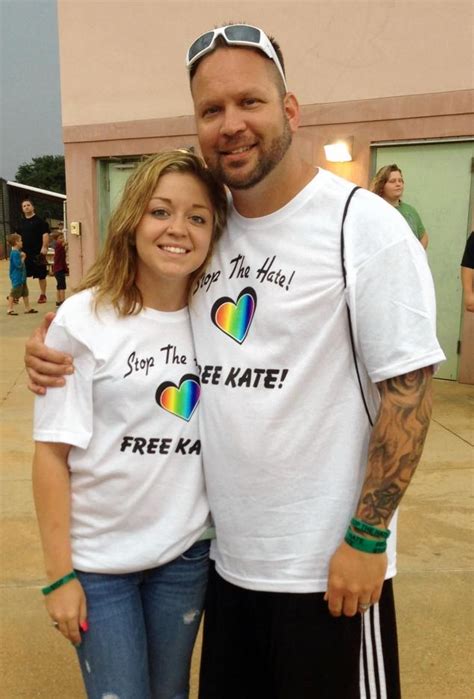 Kaitlyn Hunt Father Of Cheerleader Facing Felony Charges For Lesbian