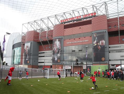 Man United Ground Manchester United Football Ground Railway Station