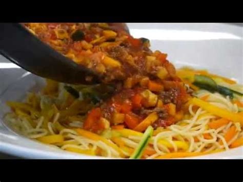 Dolmio Bolognese served with confetti spaghetti - YouTube