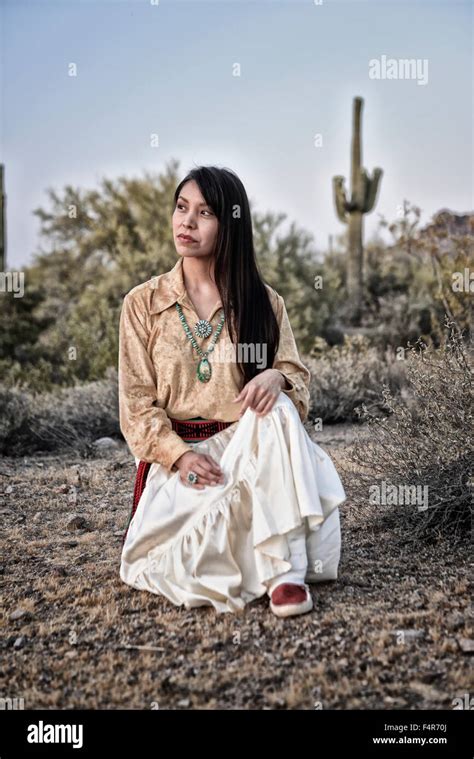 Usa United States America Arizona Indian Navajo Dine Woman Beauty Native American
