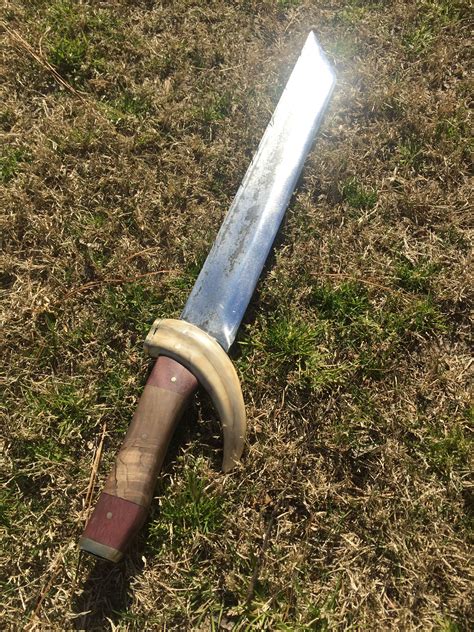 Short Sword Boar Tooth Finger Guard Maple And Purple Heart Handle