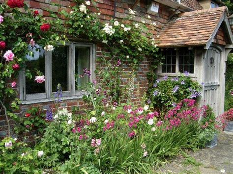 Image Result For Small Cottage Front Garden Ideas English Cottage