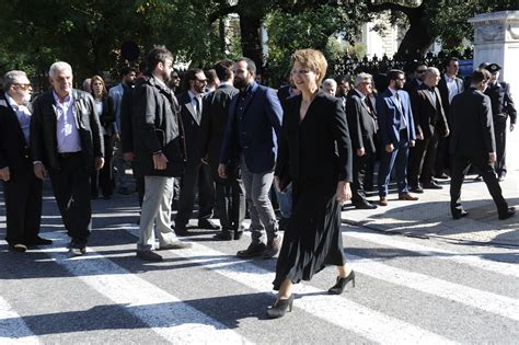 Αυτή η διττή του ιδιότητα του…. Ορκωμοσία νέας κυβέρνησης: Selfies, χαμόγελα και "εισβολές ...