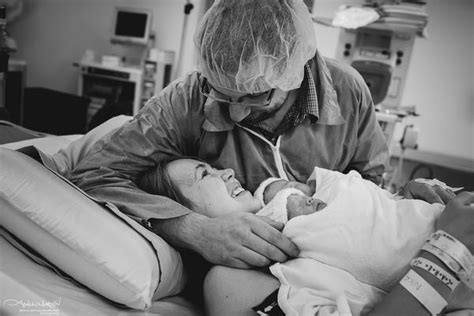 28 Moving Photos That Capture The Emotional Intimacy Of Birth Huffpost