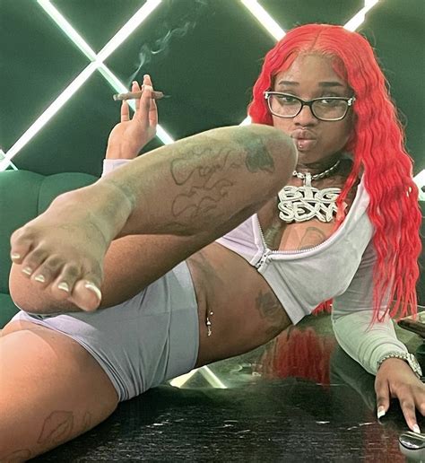 Sexyy Red The Most Raunchiest Female Rapper In The Game ” Pound Town