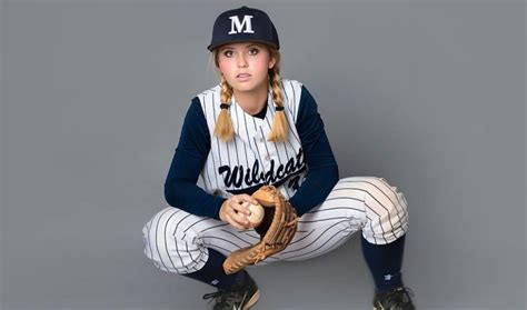 Inspired By Mlb Star Teenage Girl Trades Softball For Baseball Only A Game