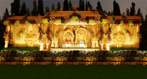 Flower decoration and using other floral décor ideas have always been mainstays in the wedding decoration market, and for a good reason. wedding stage flower decorators in hyderababd | Shobha's ...