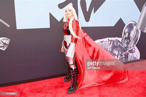 Ava Max Attends The 2019 Mtv Video Music Awards At Prudential Center News Photo Getty Images